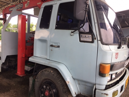 10 ล้อหัวลาก2 เพลา 320 แรง ปี 2549 ไมล์ 5 แสนโลกว่าๆ รถเก็บสีใหม่ไม่ได้เฉียวชน เดิมสีส้มทำสีขาว เล่มพร้อม