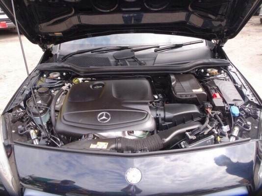 BENZ A-CLASS A180 W176 1.6 BlueEFFICIENCY เกียร์AT ปี2014 โทร 062-991-6649 ดาวออโต้เบสท์
