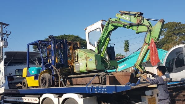 ขายด่วนรถแบคโฮมิสซูMX35เทียบเท่าPC35คอลโทลสั่นเครื่อง4สูบดีปั่มแรงรถนอกเพิ่งนำเข้ามาใหม่ยังไม่เคยใช้งานในเมืองไทยเลย