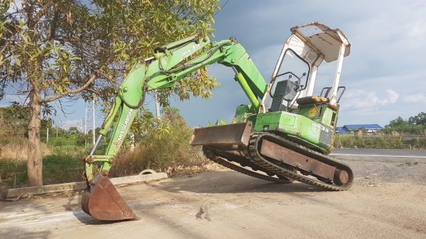 ขายด่วนรถแบคโฮมิสซูMX35เทียบเท่าPC35คอลโทลสั่นเครื่อง4สูบดีปั่มแรงรถนอกเพิ่งนำเข้ามาใหม่ยังไม่เคยใช้งานในเมืองไทยเลย