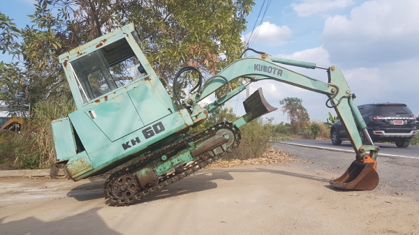 ขายด่วนรถแบคโฮKUBOTAคูโบต้าKH60เทียบเท่าPC35หัวเก๋งเครื่องดีปั่มแรงรถนอกเพิ่งนำเข้ามาใหม่ยังไม่เคยใช้งานในเมืองไทยเลย