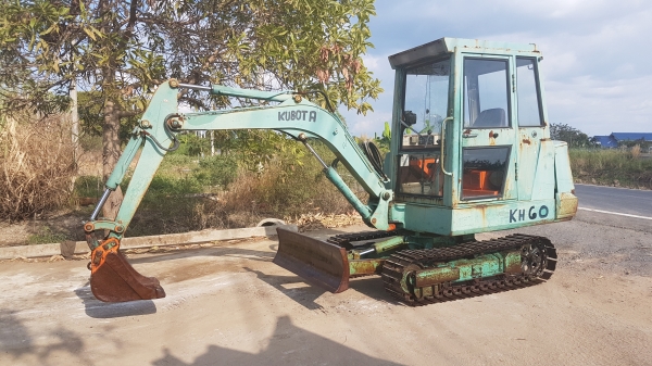 ขายด่วนรถแบคโฮKUBOTAคูโบต้าKH60เทียบเท่าPC35หัวเก๋งเครื่องดีปั่มแรงรถนอกเพิ่งนำเข้ามาใหม่ยังไม่เคยใช้งานในเมืองไทยเลย