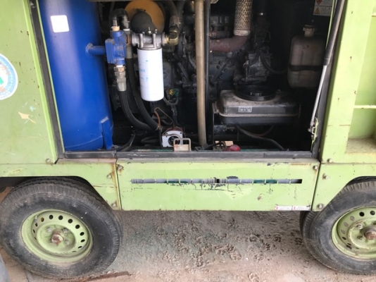 ขายด่วน Air compressor รุ่น DPS 390ss ขายด่วน Air compressor รุ่น DPS 390ss