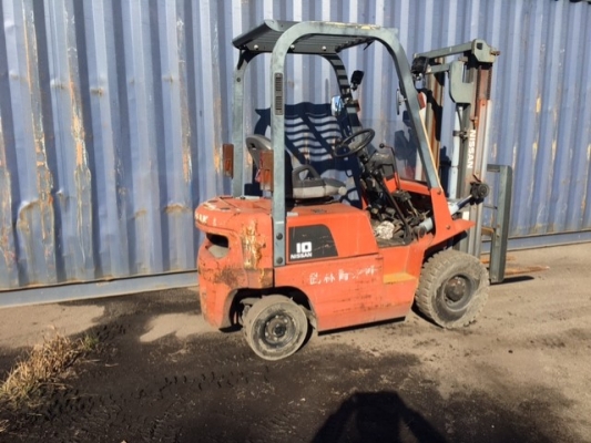 ขายรถโฟลคลิฟท์แท้ จากญี่ปุ่น NISSAN FD10 , เครื่องยนต์ดีเซล ,เกียร์คลัทร์, เสายกสูง 3.0 เมตร , รถนำเข้าจากญี่ปุ่น 100\% ขายรถโฟลคลิฟท์แท้ จากญี่ปุ่น NISSAN FD10 , เครื่องยนต์ดีเซล ,เกียร์คลัทร์, เสายกสูง 3.0 เมตร , รถนำเข้าจากญี่ปุ่น 100\%