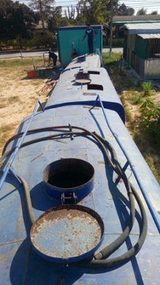 ถังน้ำ มีขายทั้งหมด 3 ใบ ขนาด 10,000 ลิตร เดิมเป็นถังใส่10ล้อ ถังน้ำ มีขายทั้งหมด 3 ใบ ขนาด 10,000 ลิตร เดิมเป็นถังใส่10ล้อ