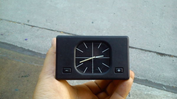 นาฬิกา BMW E32 E34 แบบเข็ม ทรงสี่เหลี่ยม