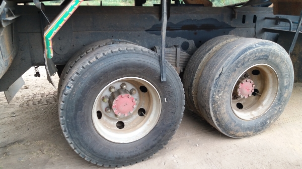 ขาย 2,580,000 ISUZU 360 ปี 57แม่ลูก 3 เพลา ดั้ม อ.ไทยเทนเลอร์แม่ยาว6.20ม.ลูกยาว6.80ม.กว้าง2.50ม.สูง1.70ม.น้ำหนักรวม19.8ตัน. (รถอยู่ นครปฐม)โทร&ไอดีลาย. 090-772-3710 090-772-3708 ขาย 2,580,000 ISUZU 360 ปี 57แม่ลูก 3 เพลา ดั้ม อ.ไทยเทนเลอร์แม่ยาว6.20ม.ลูกยาว6.80ม.กว้าง2.50ม.สูง1.70ม.น้ำหนักรวม19.8ตัน. (รถอยู่ นครปฐม)โทร&ไอดีลาย. 090-772-3710 090-772-3708