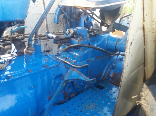 ขาย6610(4&times;4)คานหน้าคาลาโล้เกีย8&times;4ทะเบียนครบ