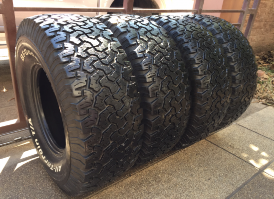 ยาง All BF goodrich 33 12.5 R15 ปี11 ดอกเต็ม ไม่มีปะ ราคาไม่แพง