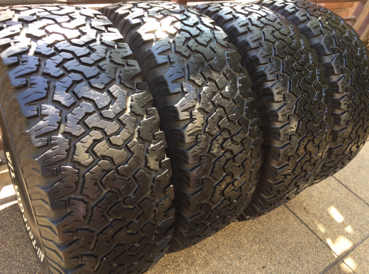 ยาง All BF goodrich 33 12.5 R15 ปี11 ดอกเต็ม ไม่มีปะ ราคาไม่แพง