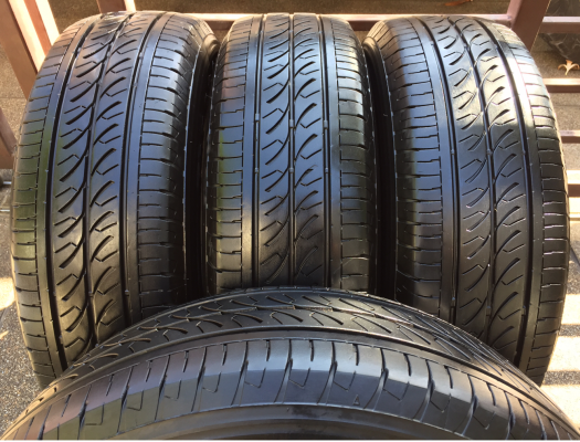 ยางถอดป้ายแดง Firestone 205 70 15 ปี16 ดอกเต็ม ไม่มีปะ ราคาไม่แพง