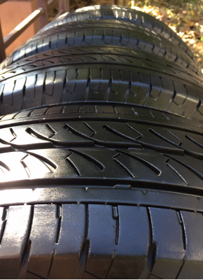 ยางถอดป้ายแดง Firestone 205 70 15 ปี16 ดอกเต็ม ไม่มีปะ ราคาไม่แพง