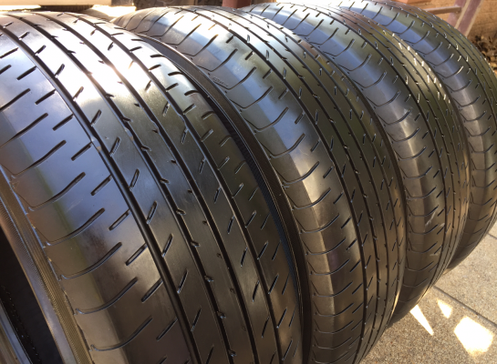 ยาง Yokohama 225 60 17 กลางปี15 ดอกเต็ม ใช้ยาว ราคาไม่แพง