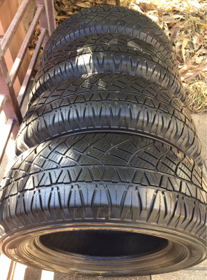 ยาง Michelin 265 65 17 กลางปี12 ดอกเต็ม ใช้ยาว ราคาไม่แพง