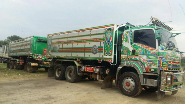 ขายรถพ่วง 22 ล้อ แม่-ลูก กระบะเนียมดั้ม แม่ยาว.6.20/ลูกยาว6.8 0/กว้าง2.50/สูง1.70ม. อู่ .ไทยเทมนเลอร์  ISUZU 360 ปี.57 ราคา  2580000 สนใจรีบจองด่วนครับ