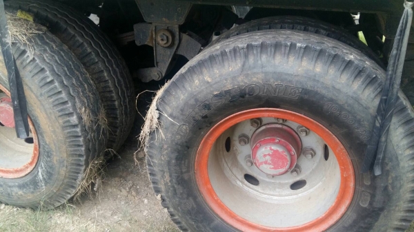 ขายรถพ่วง 22 ล้อ แม่-ลูก กระบะเนียมดั้ม แม่ยาว.6.20/ลูกยาว6.8 0/กว้าง2.50/สูง1.70ม. อู่ .ไทยเทมนเลอร์  ISUZU 360 ปี.57 ราคา  2580000 สนใจรีบจองด่วนครับ