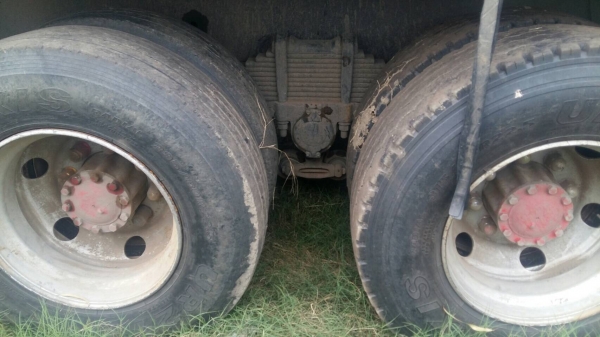 ขายรถพ่วง 22 ล้อ แม่-ลูก กระบะเนียมดั้ม แม่ยาว.6.20/ลูกยาว6.8 0/กว้าง2.50/สูง1.70ม. อู่ .ไทยเทมนเลอร์  ISUZU 360 ปี.57 ราคา  2580000 สนใจรีบจองด่วนครับ