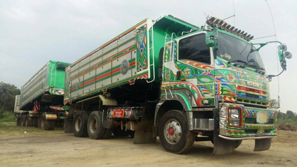 ขายรถพ่วง 22 ล้อ แม่-ลูก กระบะเนียมดั้ม แม่ยาว.6.20/ลูกยาว6.8 0/กว้าง2.50/สูง1.70ม. อู่ .ไทยเทมนเลอร์  ISUZU 360 ปี.57 ราคา  2580000 สนใจรีบจองด่วนครับ