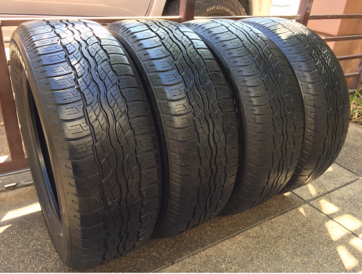 ยาง Bridgestone 235 55 18 กลางปี14 ดอกเต็ม ไม่มีปะ ราคาไม่แพง ยาง Bridgestone 235 55 18 กลางปี14 ดอกเต็ม ไม่มีปะ ราคาไม่แพง