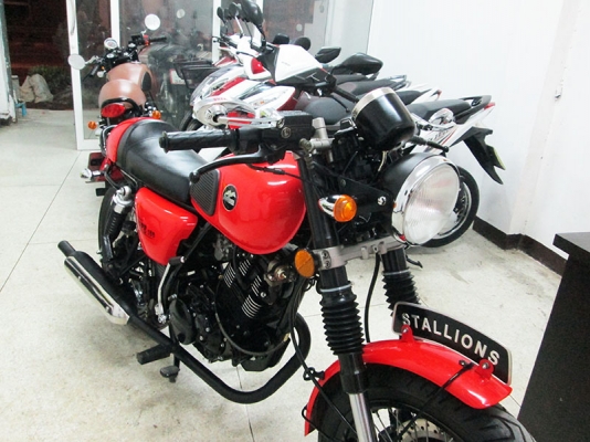 (โอนฟรี) ขาย Stallions Centaur Cafe ไมล์แท้ 5793 กม ปลายปี 2015 สภาพสวยแนวคาเฟ่ เครื่องแน่ๆ สีแดง จด 3 พฤศจิกายน 2558 ราคา 42900 บาท (โอนฟรี) ขาย Stallions Centaur Cafe ไมล์แท้ 5793 กม ปลายปี 2015 สภาพสวยแนวคาเฟ่ เครื่องแน่ๆ สีแดง จด 3 พฤศจิกายน 2558 ราคา 42900 บาท