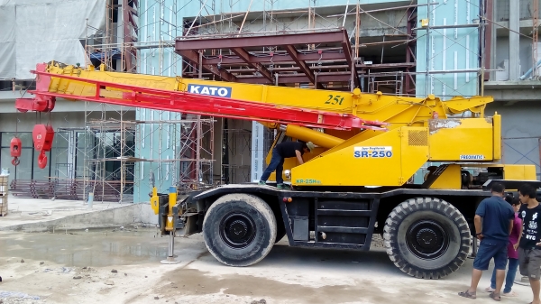 รถเครน25ตัน KATO KR-25H-3L สภาพสวยจัด เอกสารเล่มพร้อมโอน โทร 089-8055889 นกค่ะ