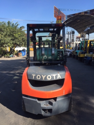 TOYOTA 8FG30 เครื่องเบนซิล+แก๊ส เกียร์ออโต้ เสาสูง3เมตร สนใจติดต่อ083-062-0223(ปอน)