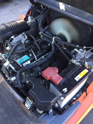 TOYOTA 8FG30 เครื่องเบนซิล+แก๊ส เกียร์ออโต้ เสาสูง3เมตร สนใจติดต่อ083-062-0223(ปอน)