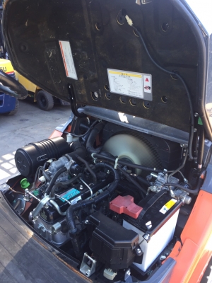 TOYOTA 8FG30 เครื่องเบนซิล+แก๊ส เกียร์ออโต้ เสาสูง3เมตร สนใจติดต่อ083-062-0223(ปอน)