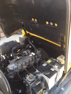 TCM FD25Z5 เครื่องดีเซล เกียร์ธรรมดา เสาสูง3เมตร สนใจติดต่อ 083-062-0223(ปอน)