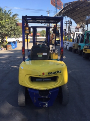 KOMATSU FD20-14 ดีเซล เกียร์ธรรมดา เสาสูง3เมตร สนใจติดต่อ083-062-0223(ปอน)