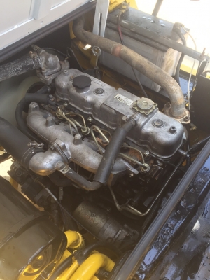 TCM FD25Z3 เครื่องดีเซล เกียร์ธรรมดา เสาสูง4เมตร งาเท สนใจติดต่อ083-062-0223(ปอน)