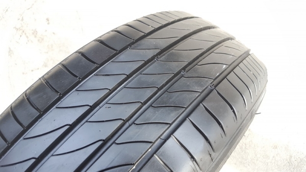 ขายยาง195/65/15 ปี 3314 MICHERLIN 3ST 4 เส้น