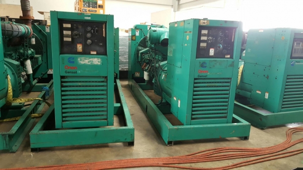เครื่องปั่นไฟ Cummins Onan 275KVA  มือสอง มีสินค้าพร้อมส่ง