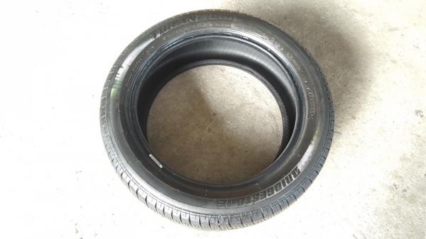 ขายยาง195/50/16 ปี 13 BRIDGESTONE ER33  4 เส้น