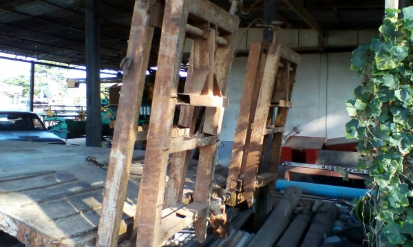 เทเลอร์หน้ายาว เครือง 6BB D 165 ขึ้นรถเกียวข้าว หางบันได มีเล่มทะเบียน (ภาษีขาด 1 ปี ) รถพร้อมใช้ ราคา 200000 บาท สอบถาม วันทูคอล 0986683479 dtac 0991751349 สิทธิ์ คับ เทเลอร์หน้ายาว เครือง 6BB D 165 ขึ้นรถเกียวข้าว หางบันได มีเล่มทะเบียน (ภาษีขาด 1 ปี ) รถพร้อมใช้ ราคา 200000 บาท สอบถาม วันทูคอล 0986683479 dtac 0991751349 สิทธิ์ คับ