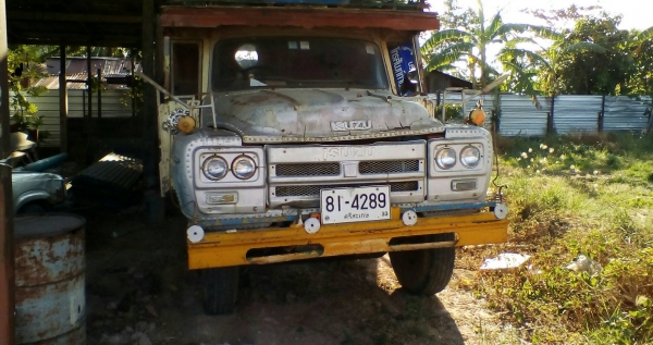 เทเลอร์หน้ายาว เครือง  6BB D 165 ขึ้นรถเกียวข้าว หางบันได  มีเล่มทะเบียน (ภาษีขาด 1 ปี ) รถพร้อมใช้ ราคา 200000  บาท สอบถาม วันทูคอล 0986683479 dtac 0991751349 สิทธิ์ คับ