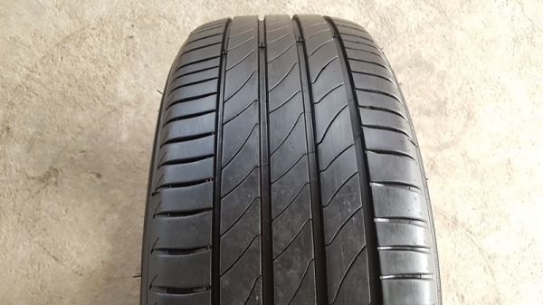 ขายยาง205/55/16 ปี 2415 MICHERLIN 3ST 4 เส้น