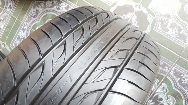 ขายยาง225/40/18 ปี 1916 MAXXIS Ipro 2 เส้น