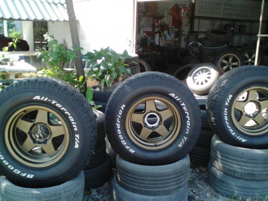 แม็ก6รูขอบ16ขาย15000ยางbf. 265/75/16. โทรติดต่อที่เบอร์0954528689