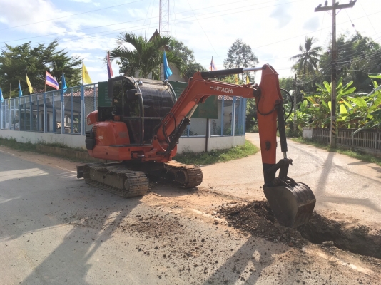 ขาย รถแบโฮเล็ก