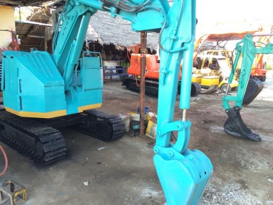 Airman Pc25 เครื่องสี่สูบ มีลายหัวเย็ก