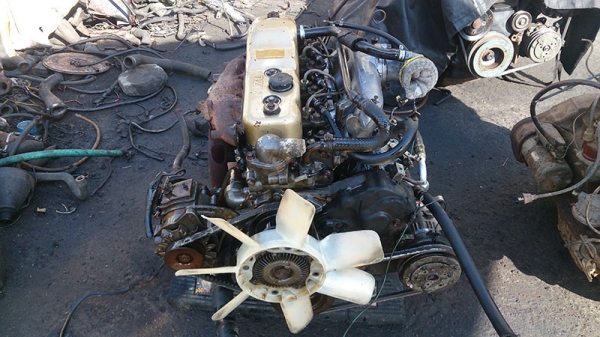 ขายเครื่องยนต์ isuzuมังกรทองพร้อมเลข 26550 บาท