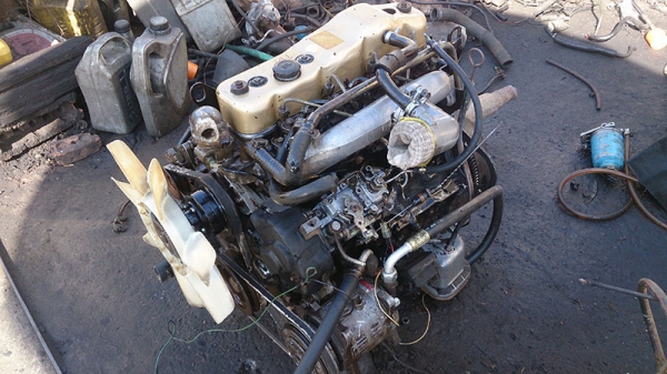 ขายเครื่องยนต์ isuzuมังกรทองพร้อมเลข 26550 บาท