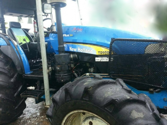 รถไถ NEW HOLLAND  TD - 95D ,  2 เพลา. ปี 54     สนใจติดต่อ  081 - 6079515