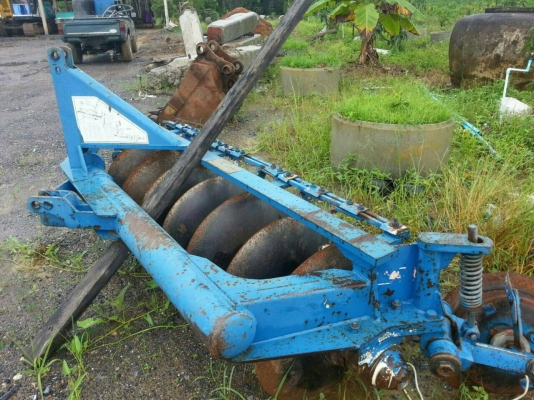 รถไถ NEW HOLLAND  TD - 95D ,  2 เพลา. ปี 54     สนใจติดต่อ  081 - 6079515