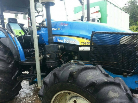 รถไถ NEW HOLLAND  TD - 95D ,  2 เพลา. ปี 54     สนใจติดต่อ  081 - 6079515