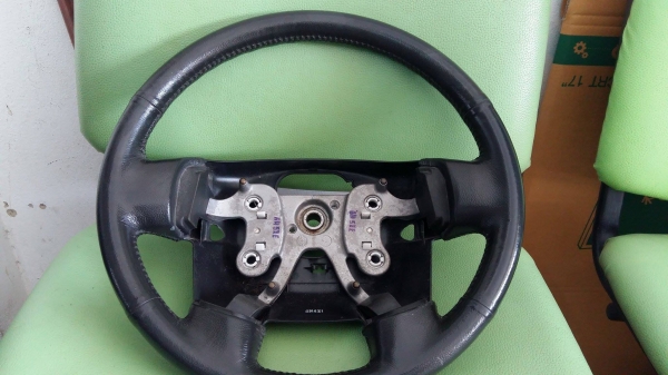 ขายพวงมาลัยดีแม็ก