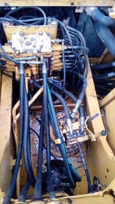 ขออนุญาตขายPC200-7ชั่วโมง14000กว่าๆเอกสารอินวอยพร้อมใช้งานช่วงล่างเต็มเอวแน่นราคา1450000บาทสนใจติดต่อช่างดำ0852334877-0988930465ครับผม