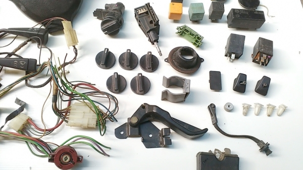 กันชนหลัง BMW E30 ลิ้นหน้าM10ไฟเบอร์ ลิ้นไฟเบอร์1นิ้ว 3 นิ้ว คอนโซนเบรคมือหลุม และมีงานไฟเบอร์อื่นๆ รับหล่อไฟเบอร์ ปรึกษาได้ กันชนหลัง BMW E30 ลิ้นหน้าM10ไฟเบอร์ ลิ้นไฟเบอร์1นิ้ว 3 นิ้ว คอนโซนเบรคมือหลุม และมีงานไฟเบอร์อื่นๆ รับหล่อไฟเบอร์ ปรึกษาได้