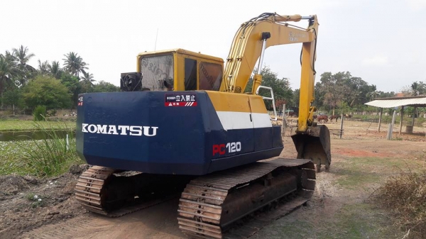 ขายPC120-5ระบบไฟใช้ได้ขาดมอเต้อคันเร่ง รถทำงานไวไม่มีโหลด เจ้าของขายเองราคาต่อลองกันครับ
